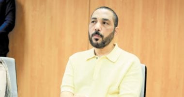 اخبار نيوز : 
                                            سعد هنداوى: افصلوا المنتج عن الموزع وصاحب القاعة.. وقتها تعود الثقة للسينما
                                        