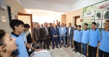 محافظ كفر الشيخ يفتتح مدرسة الشهيد سلام ويتابع انتظام الدراسة.. صور