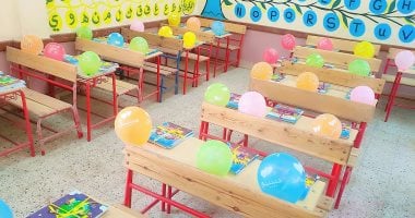بالبلالين والكتب الدراسية.. مدارس بنى سويف تستعد لاستقبال الطلاب غدا.. صور