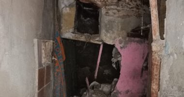 انهيار جزئى لمنزل فى مصر القديمة دون إصابات.. صور