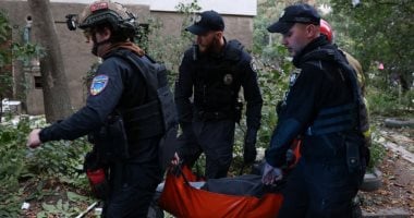 زيلينسكى: مقتل وإصابة العشرات فى هجوم روسى بالطائرات والصواريخ على أوكرانيا