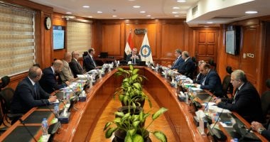 نيوز برو : 
                                            جهاز تنظيم سوق الغاز يناقش موضوعات استراتيجية لدعم التنافسية والصناعة
                                        