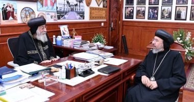 البابا تواضروس الثانى يستقبل الأنبا أنجيلوس أسقف لندن