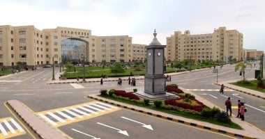 جامعتا كفر الشيخ الحكومية والأهلية تستقبلان الطلاب فى بداية العام الجديد