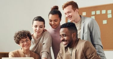 3 أبراج بتحب تشتغل فى فريق مش كلام فى CV.. برج الحوت داعم والثور يعتمد عليه