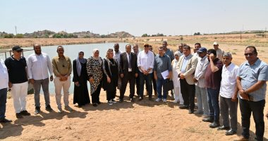 وزير الرى يكرم مدير هندسة ري النقرة تقديرًا لجهوده المتميزة