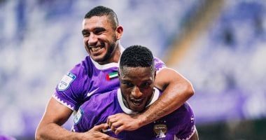 رامي ربيعة يقود العين ضد شباب الأهلي للانفراد بصدارة الدوري الإماراتي