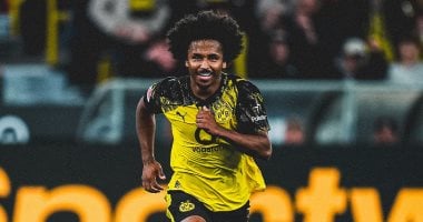 دورتموند يلاحق بايرن ميونخ بفوز صعب على فولفسبورج.. فيديو