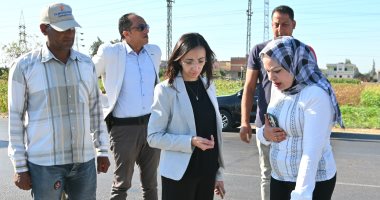 تشجير وإنارة وتجميل.. انطلاق أعمال تطوير الطريق الزراعى فى البحيرة