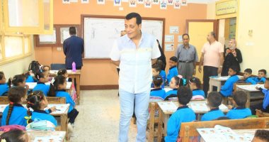 مدير تعليم سوهاج يتفقد المدارس لمتابعة سير العملية التعليمية