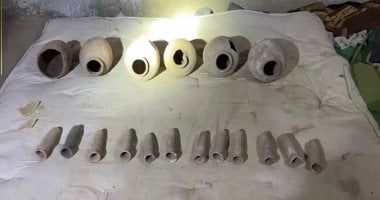 الداخلية تضبط 18 قطعة أثرية بحوزة منقبين عن الآثار فى البدرشين