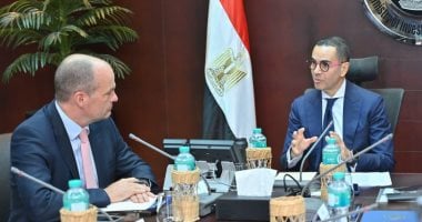 وزير الاستثمار يجتمع مع قادة المنتدي الاقتصادي العالمي والاتحاد العالمي لتيسير التجارة