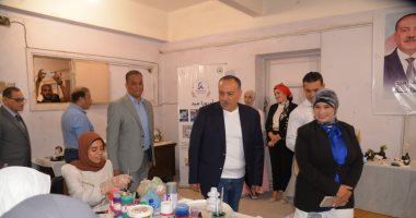 محافظ أسيوط يدشن مبادرة كنوز يدوية لدعم المشروعات الصغيرة وتمكين المرأة والشباب