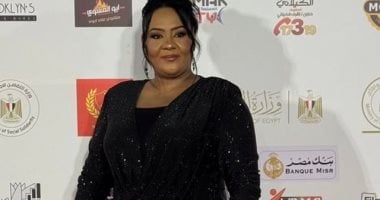 إسلام مبارك تفوز بجائزة أفضل ممثلة عن فيلم ضى بمهرجان بورسعيد السينمائى