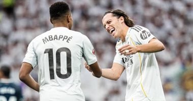 نيوز برو : 
                                            سلاح دفاعى وهجومى.. كاريراس يثبت جدارته مع ريال مدريد
                                        