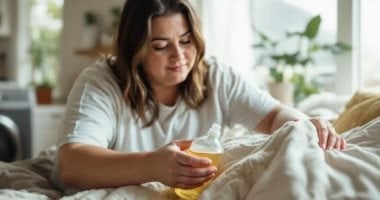 التخلص من بقع الدهون على المفارش والألحفة الملونة بـ7 حيل بسيطة