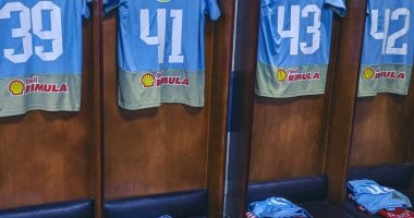 الأهلى ينشر صوراً من غرفة خلع ملابس الفريق قبل مواجهة الحدود فى الدورى