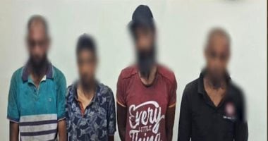 فيديو متداول يقود لضبط متعاطين لمخدر الآيس فى شارع بالجيزة