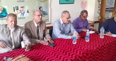 "تعليم أسوان" يحل أزمة معلمى الدراسات الجدد بإلغاء ندبهم للمناطق البعيدة