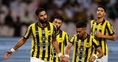نيوز برو : 
                                            الاتحاد يتأهل لثمن نهائي كأس خادم الحرمين بفوز صعب على الوحدة.. فيديو
                                        