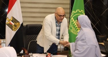 محافظ القليوبية يحل مشكلة سيدة تعرضت لانتحال شخصيتها فى إقامة شركات تتهرب من الضرائب