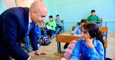 وزير التعليم يوجه بالالتزام بتطبيق لائحة الانضباط والتقييمات وأعمال السنة