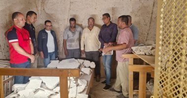 مدير آثار مصر الأقصر يتابع مشروع السدات الطينية لمقبرة توت عنخ آمون.. صور