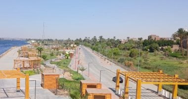 واجهة قنا الجديدة.. أعمال كورنيش النيل تقترب على الانتهاء لاستقبال الزوار من كل مكان.. تكلفة التطوير تجاوزت 200 مليون جنيه على مساحة 1.4 كيلومتر.. والمحافظ: الكورنيش يعد متنفسا للأهالى والدخول مجانا.. صور