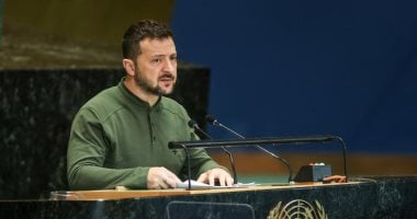 زيلينسكى: الوضع فى محطة زابوريجيا "خطير للغاية"