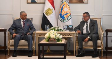 محافظ جنوب سيناء يبحث مع رئيس جامعة الملك سلمان تطوير الفروع وتعزيز الخدمات التعليمية