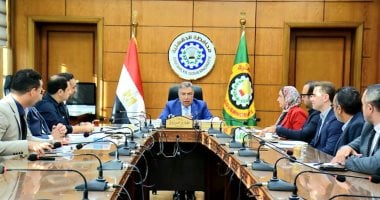 وزير الرياضة ومحافظ الدقهلية يطلقان خريطة تطوير استاد المنصورة بعد تشكيل مجلس الأمناء