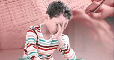 انهيار طفل صينى بعد أداء واجباته المدرسية لمدة 14 ساعة.. فيديو