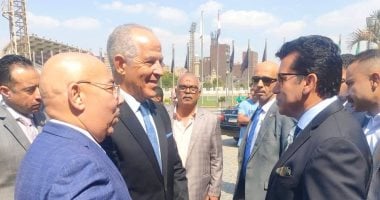 نيوز برو : 
                                            وزير الرياضة يلتقي بشير الشريف والدهراوي لبحث دعم الكاراتيه المصري
                                        