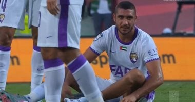 العين يتفوق على شباب الأهلي وينفرد بصدارة الدوري الإماراتى في ليلة إصابة ربيعة