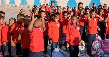 لأول مرة فى الأقصر.. طابور صباح بمعهد محمد عطيتو النموذجي باللغة الفرنسية (فيديو)