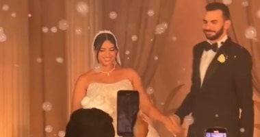 فرحة بيومي فؤاد.. زفاف نجله بحضور الأهل والأصدقاء ونجوم الفن (فيديو وصور)
