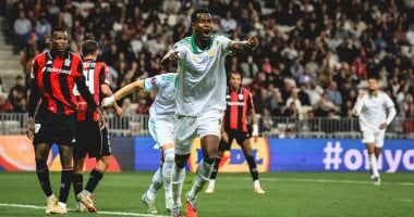 روما يتجاوز نيس 2-1 فى بداية مشواره بالدوري الأوروبي