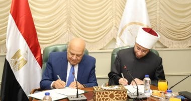 توقيع بروتوكول تعاون بين وزارة الأوقاف واتحاد الجامعات العربية