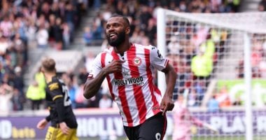مان يونايتد يسقط أمام برينتفورد بثلاثية فى الدوري الإنجليزي.. فيديو