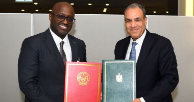 وزيرا خارجية مصر ورواندا يوقعان اتفاقية إعفاء متبادل من التأشيرات للجوازات الرسمية