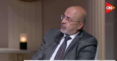 الدكتور محمد أنور لـ"كلمة أخيرة": المكملات المصنعة بمصر لا تحوى هرمونات مضافة