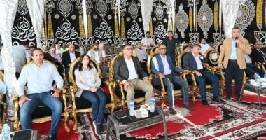 وزير الإسكان يتابع الموقف التنفيذي لعدد من المشروعات في البحيرة