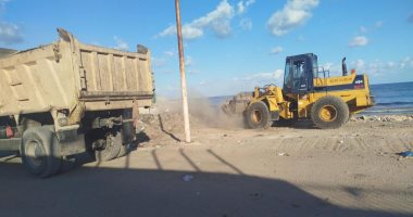 محافظ الإسكندرية يوجه بتكثيف أعمال النظافة ورفع المخلفات من محيط المدارس