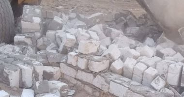 إزالة 11 حالة تعدٍ على الأراضى الزراعية وأملاك الدولة بقرى مركز سوهاج