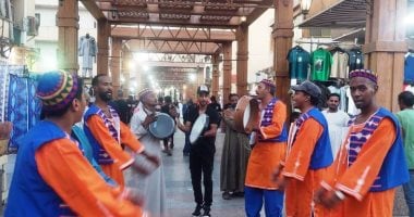 اليوم العالمى للسياحة.. فقرات وعروض فنية بالسوق السياحى فى أسوان