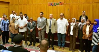 تكريم فريق مشروع إعادة إحياء إسنا التاريخية بعد الفوز بجائزة الآغا خان العالمية.. صور