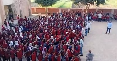 انتظام الدراسة بمدرسة هانى عبد الحميد بالمنيا وتوفير معلمين.. فيديو
