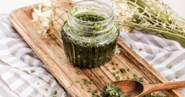 الشاى الأخضر والماتشا مش بس للدايت اعرفى إزاى تستخدميهم للعناية بالبشرة