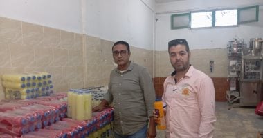 "تموين العامرية" بالإسكندرية تضبط مصنعا لإنتاج وتعبئة عصائر بدون ترخيص