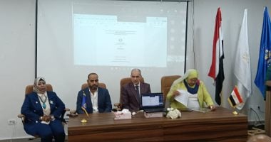 مكتبة مصر العامة بأسوان تناقش فرص التوظيف بالأعمال الزراعية.. صور